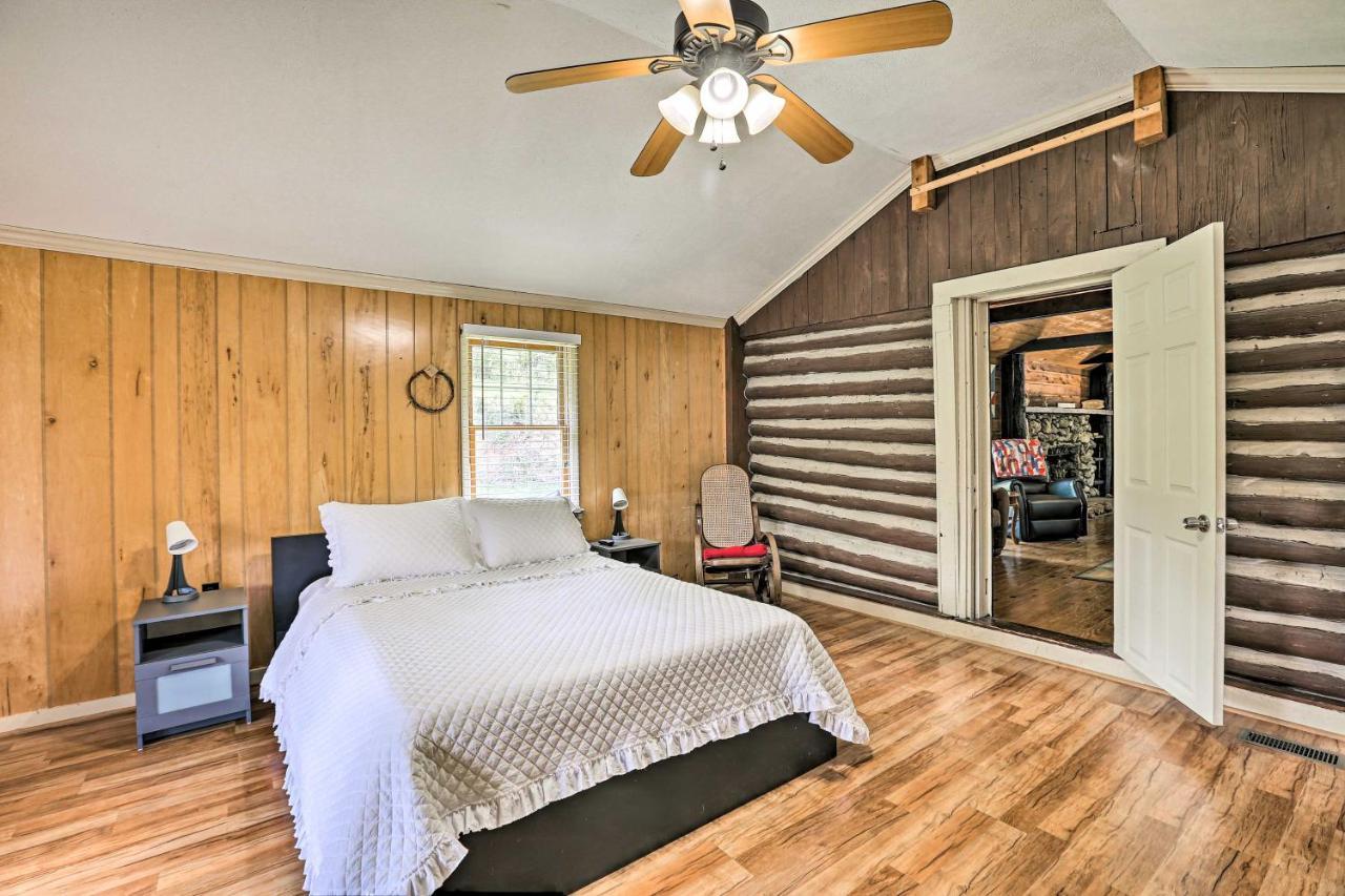 1950S Serenity Pond Cabin With View Peace And Quiet! タラデガ エクステリア 写真