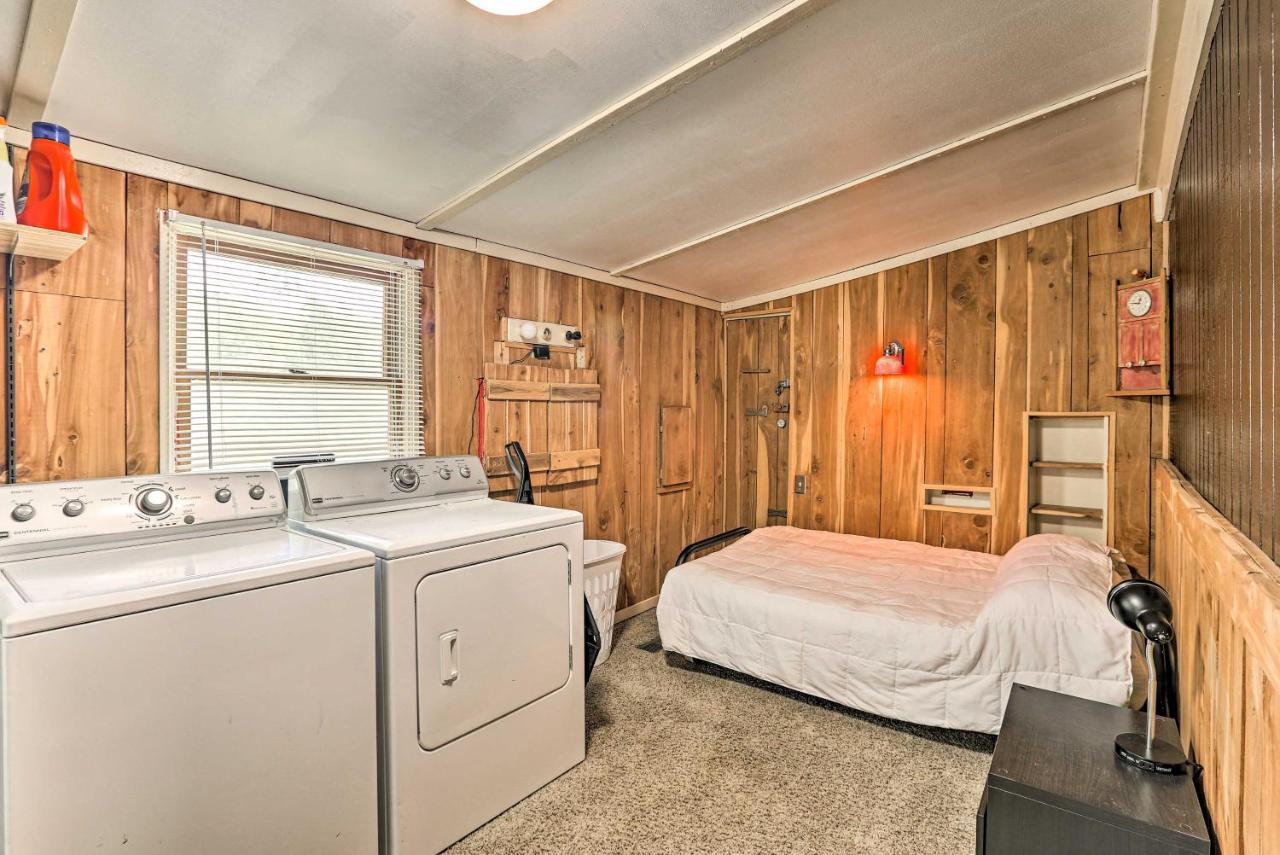 1950S Serenity Pond Cabin With View Peace And Quiet! タラデガ エクステリア 写真
