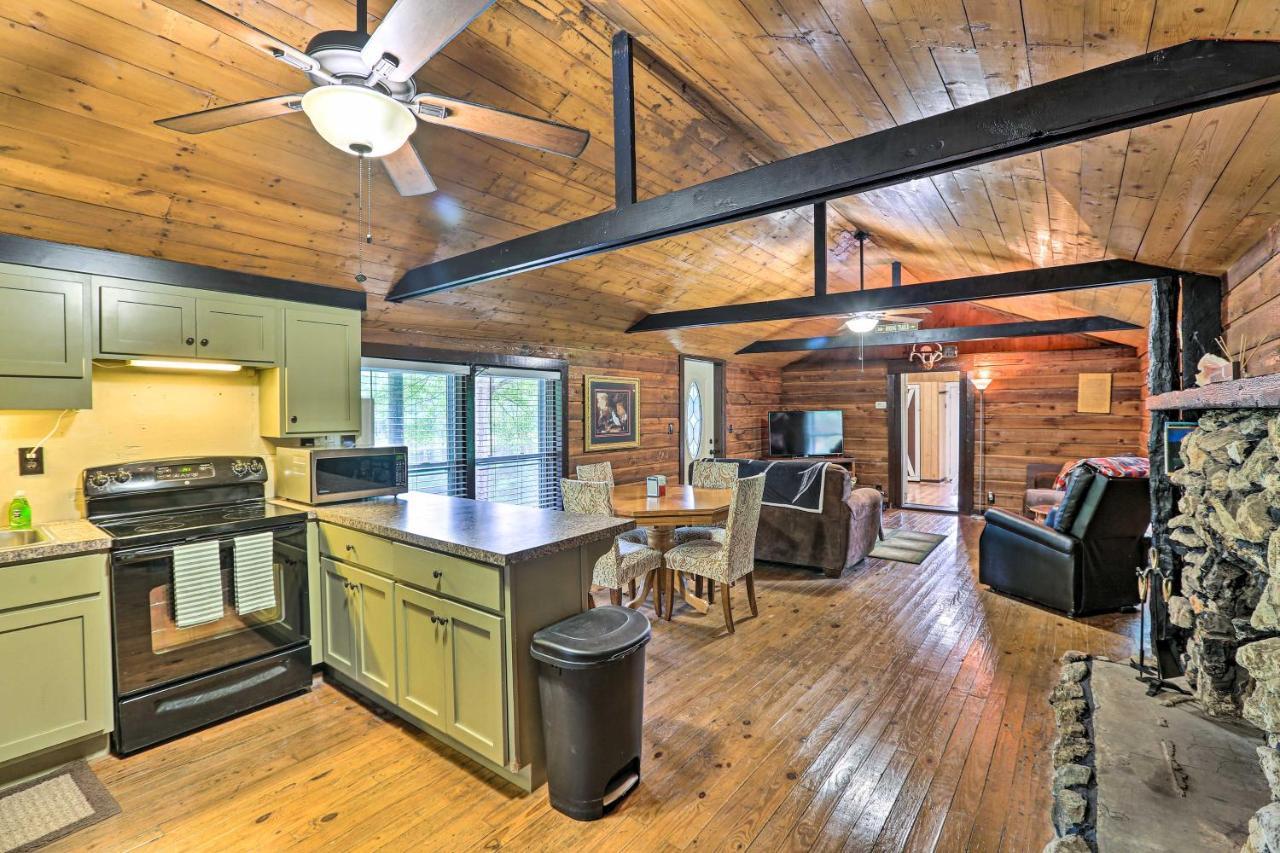 1950S Serenity Pond Cabin With View Peace And Quiet! タラデガ エクステリア 写真