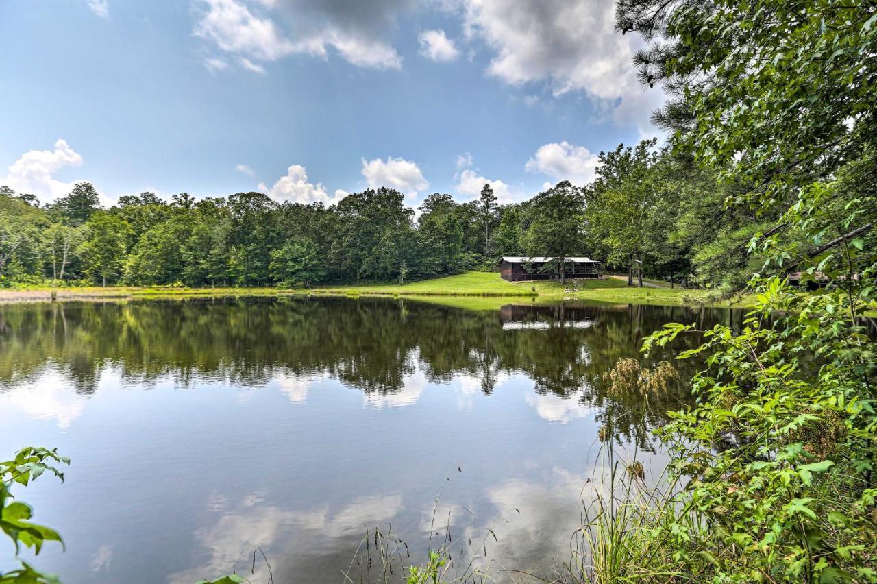1950S Serenity Pond Cabin With View Peace And Quiet! タラデガ エクステリア 写真