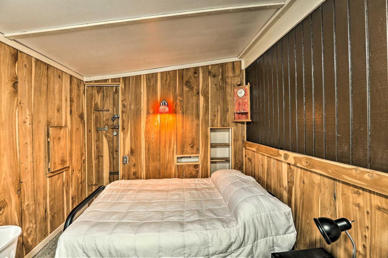 1950S Serenity Pond Cabin With View Peace And Quiet! タラデガ エクステリア 写真